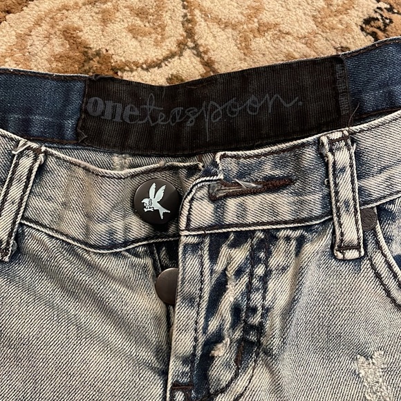 One Teaspoon Shorts - Picture 2 of 7